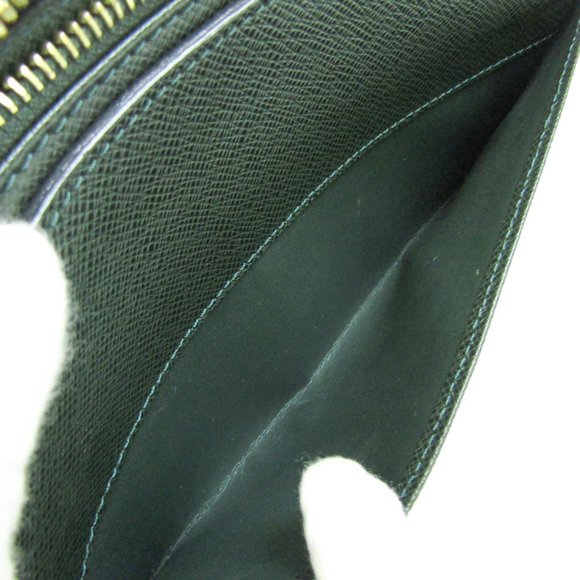 LOUIS VUITTON Taiga Baikal M3018P/M30184 Men's Clutch Bag Episea - Picture 9 of 10